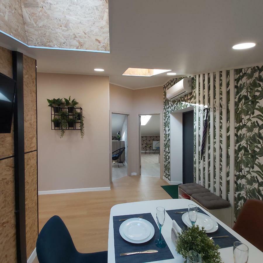 Two-Bedroom Apartment Near Forum Lvov Exteriér fotografie