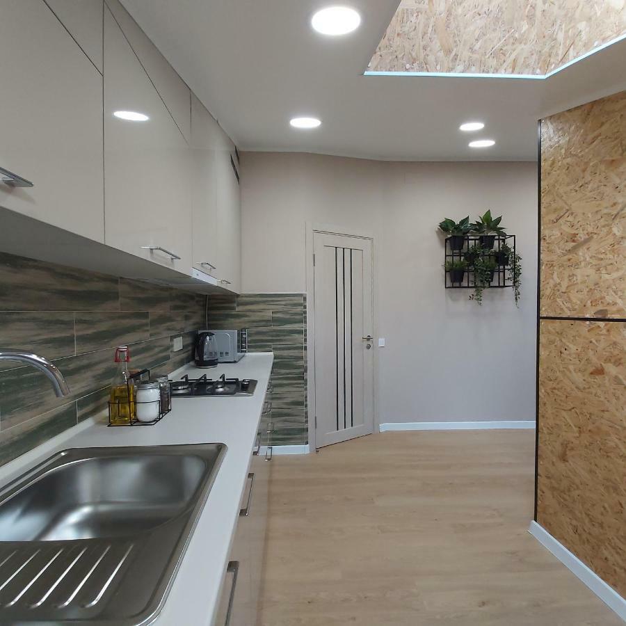 Two-Bedroom Apartment Near Forum Lvov Exteriér fotografie